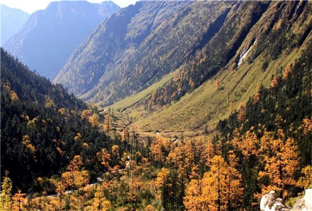 怒江定制旅游：來(lái)福貢，一起用腳步丈量山川，享受美好